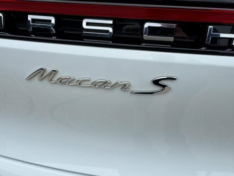 Porsche Macan 5dr Pdk Black #48