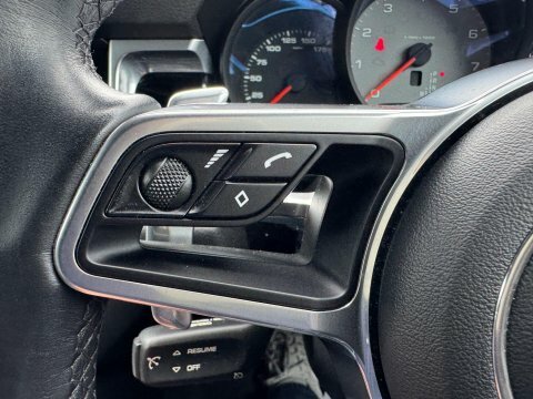 Porsche Macan 5dr Pdk Black #79
