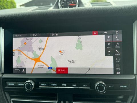 Porsche Macan 5dr Pdk Black #22