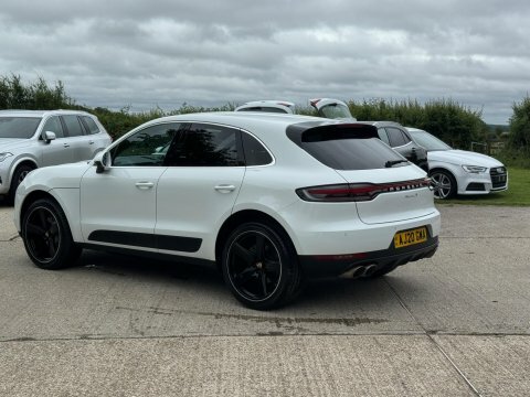 Porsche Macan 5dr Pdk Black #61