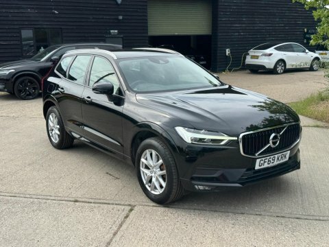Volvo XC60 2.0 T5 Momentum Black