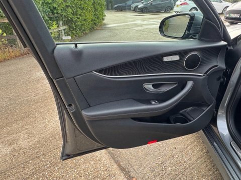 Mercedes-Benz E Class 2.0 E220d Amg PJ71OVT Grey #2