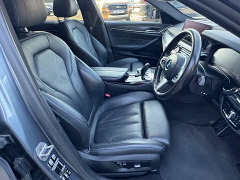 BMW 5 Series 2.0 520D Mht OU71XMD Blue #2