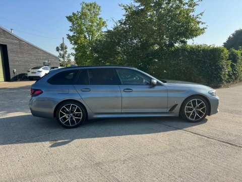 BMW 5 Series 2.0 520D Mht OU71XMD Blue #5