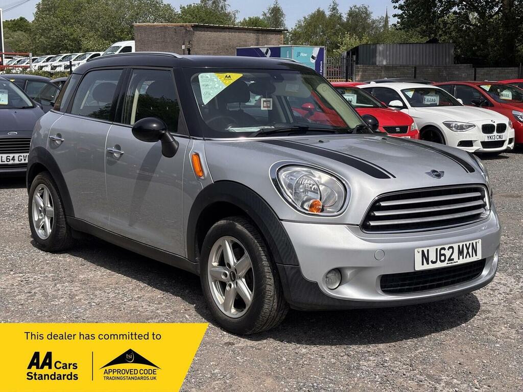 Mini Countryman Suv 1.6 Cooper Euro 6 Ss 201362 Silver