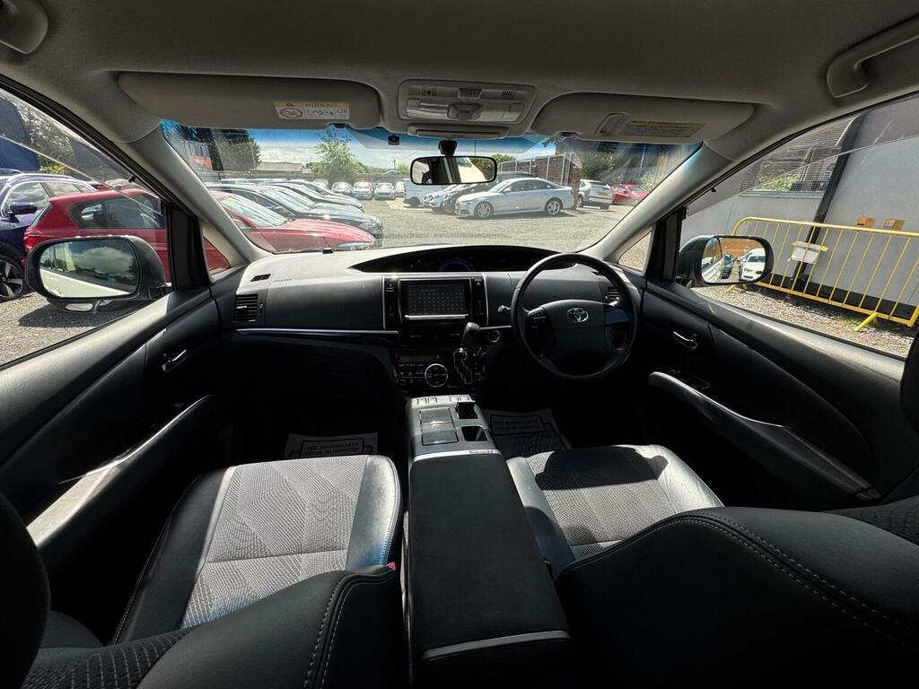 Toyota Estima Mpv Silver #18