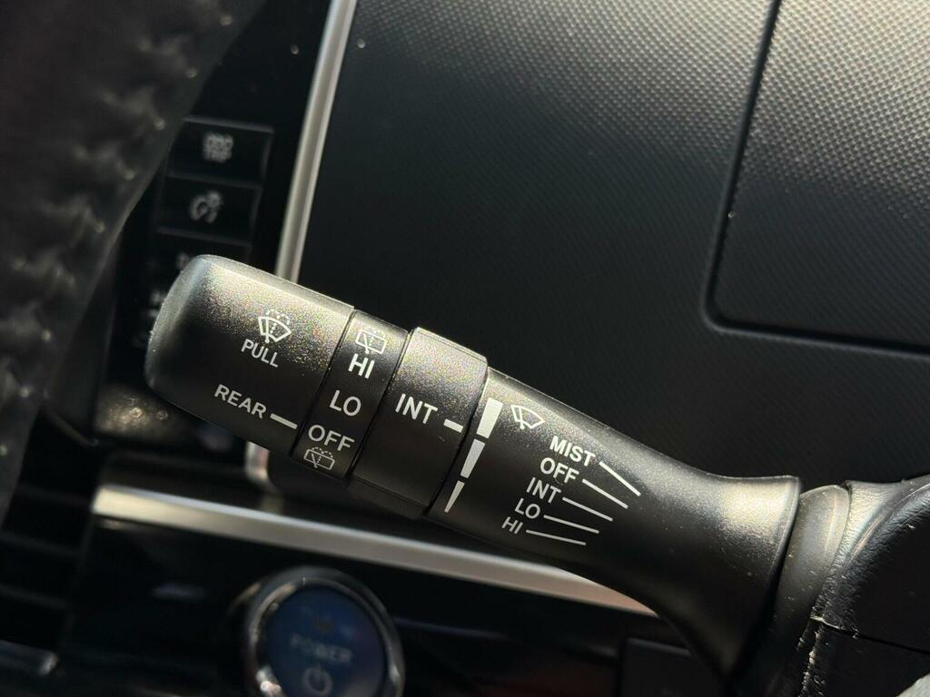 Toyota Estima Mpv Silver #25