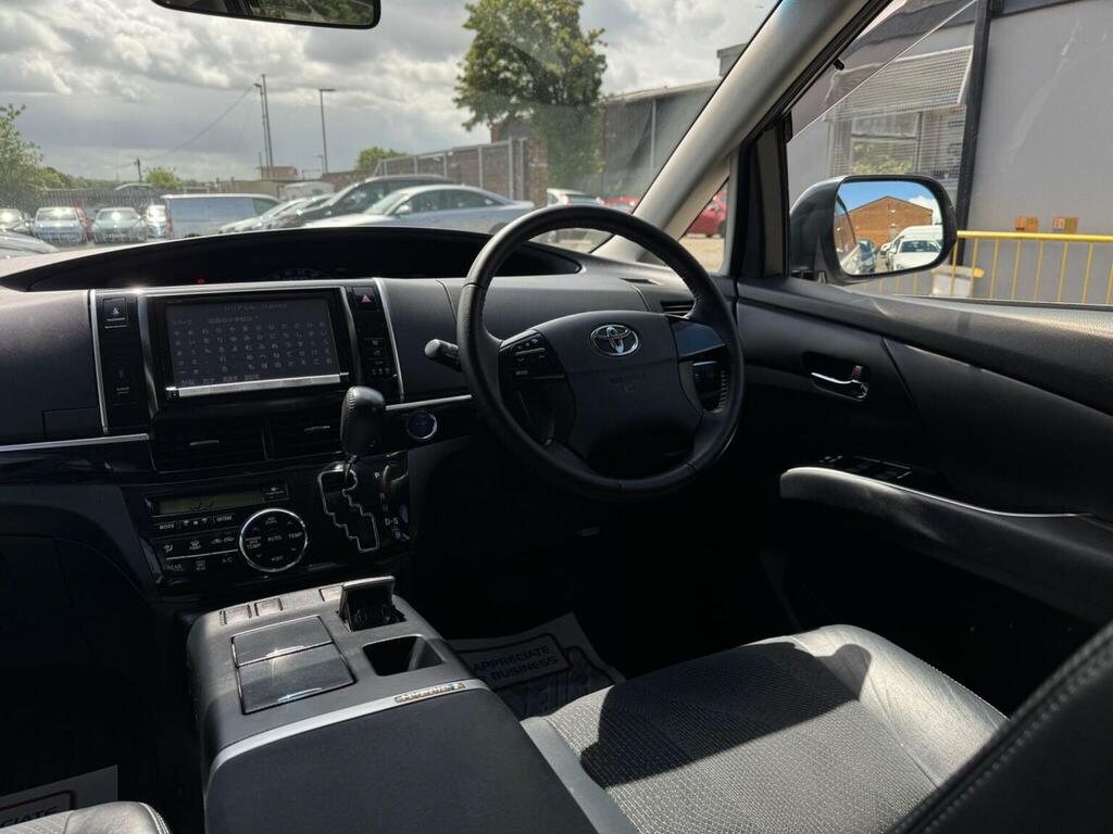 Toyota Estima Mpv Silver #19