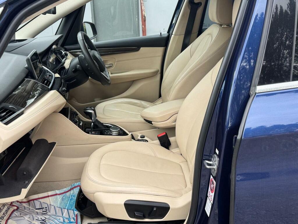 BMW 2 Series Active Tourer 216D Luxury Active Tourer Black #17