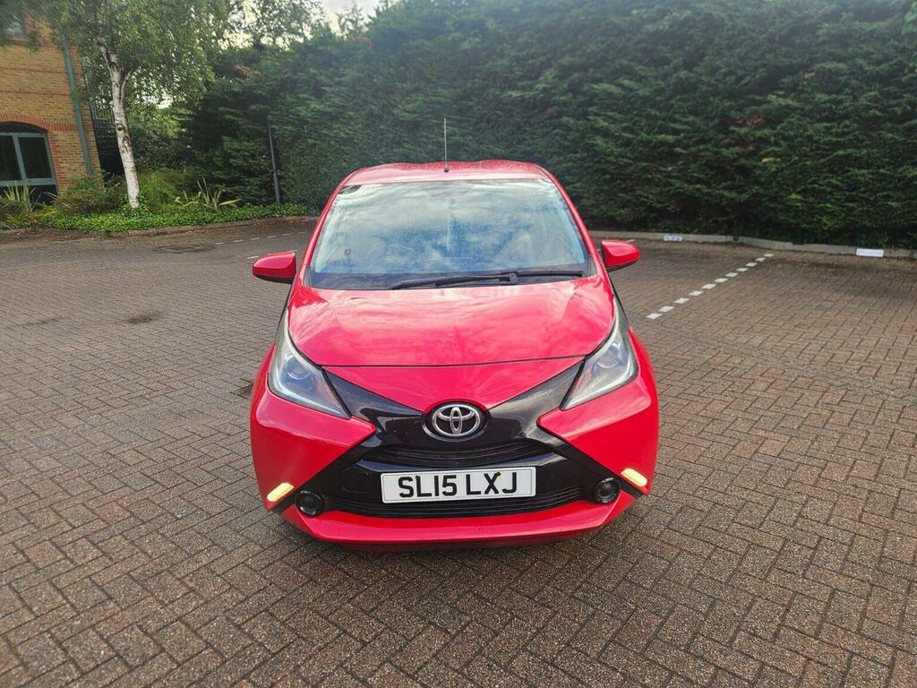 Toyota Aygo Hatchback 1.0 Vvt-i X-play Euro 5 Euro 5 2015 SL15LXJ Red #2