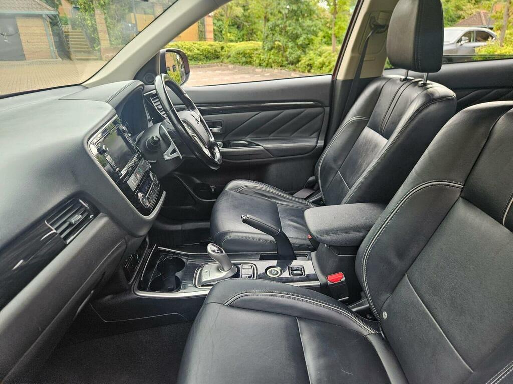 Mitsubishi Outlander Suv 2.0H 12Kwh Gx4h Cvt 4Wd Euro 6 Ss 2016 DP65ECT Red #5