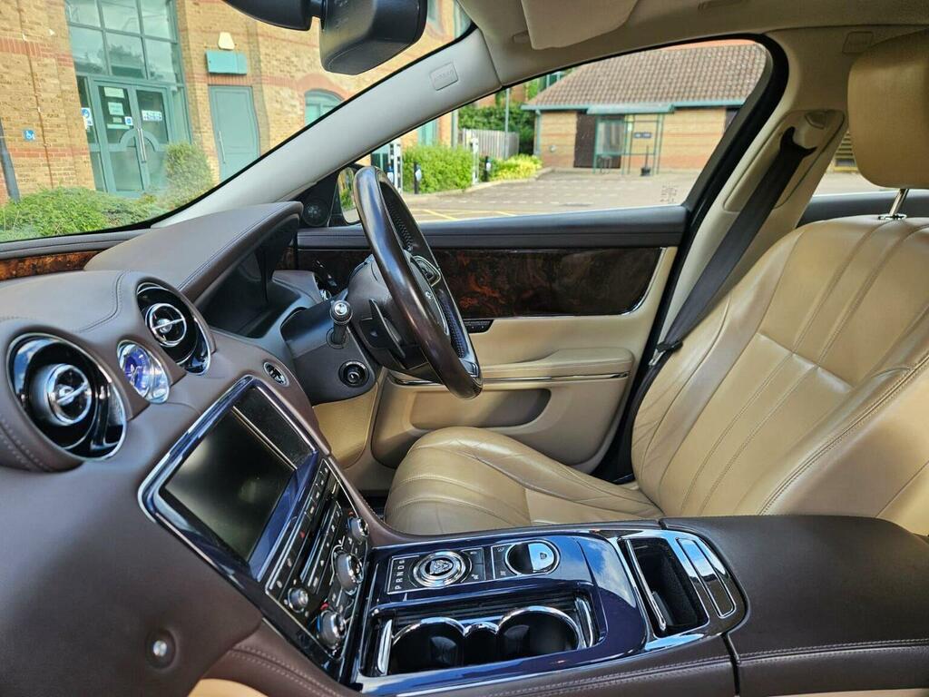 Jaguar XJ 3.0D V6 Portfolio Saloon Euro 5 L Blue #83