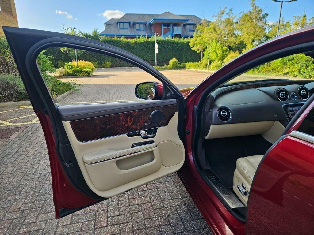 Jaguar XJ 3.0D V6 Portfolio Saloon Euro 5 L Blue #65