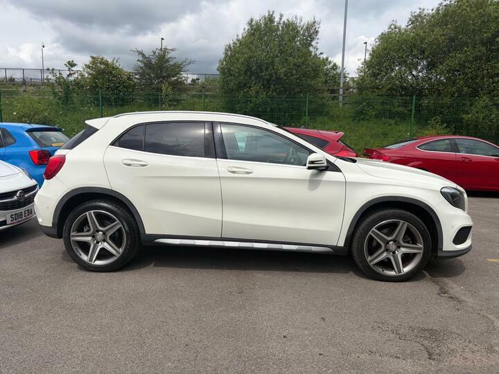 Mercedes-Benz GLA Class 2.1 Gla220d Amg Line Executive 7G-dct 4Matic Eur GU66NPZ White #5