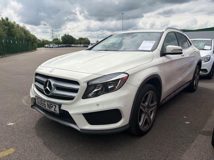 Mercedes-Benz GLA Class 2.1 Gla220d Amg Line Executive 7G-dct 4Matic Eur White