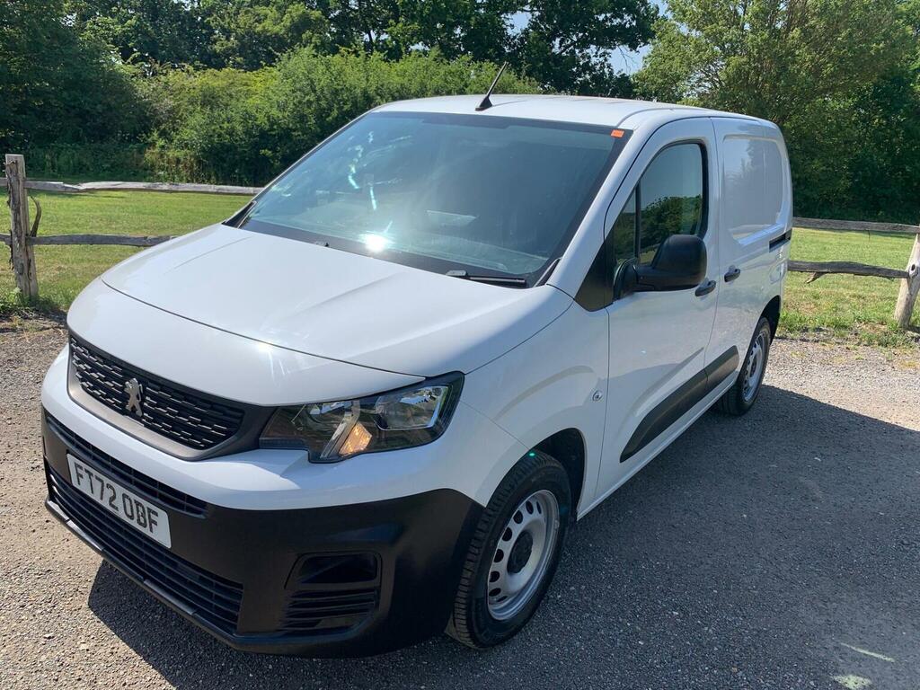 Peugeot Partner 1.5 Bluehdi 1000 Professional Premium Standard P White #2
