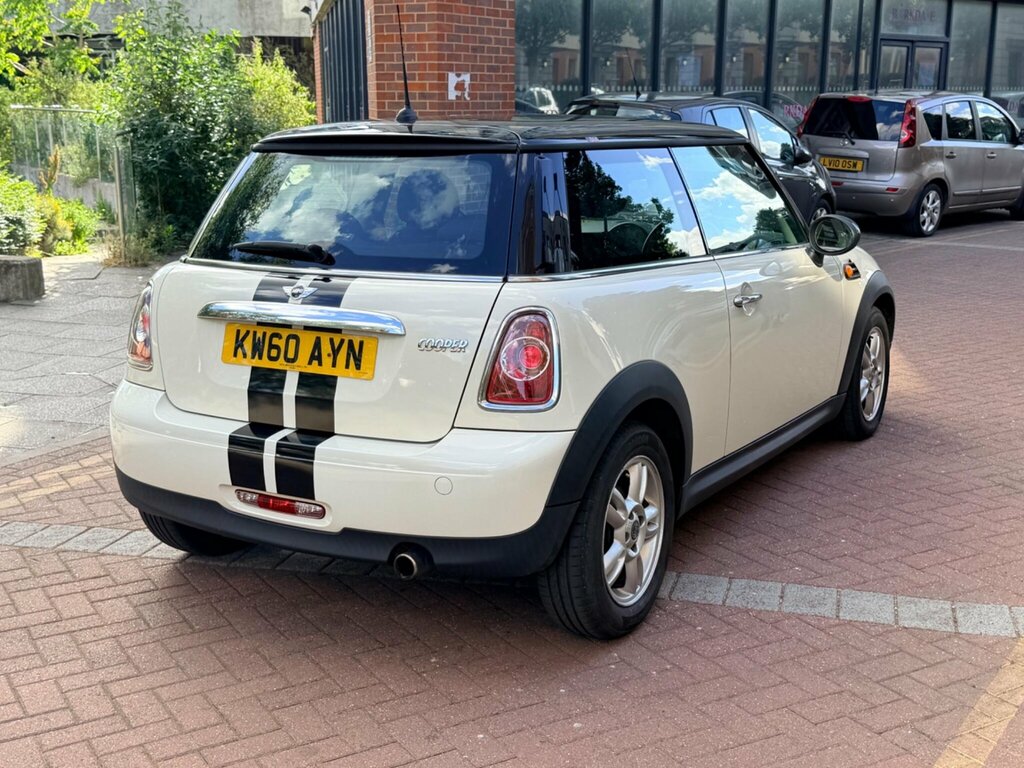 Mini Hatch 1.6 Cooper Euro 5 White #9
