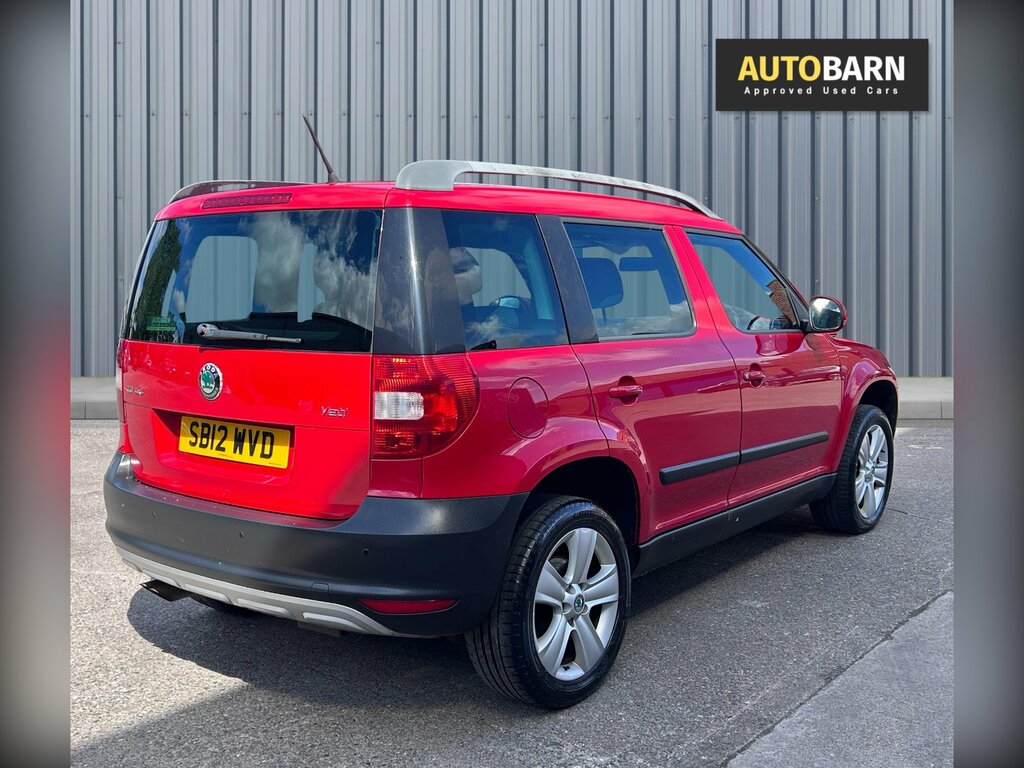 Skoda Yeti 2.0 Tdi Se Suv 4Wd Euro 5 140 P Red #3