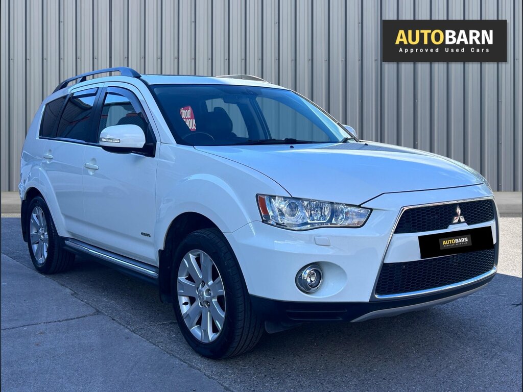 Mitsubishi Outlander 2.2 Di-d Gx4 Suv Sst 4Wd Euro 5 154 Ps White