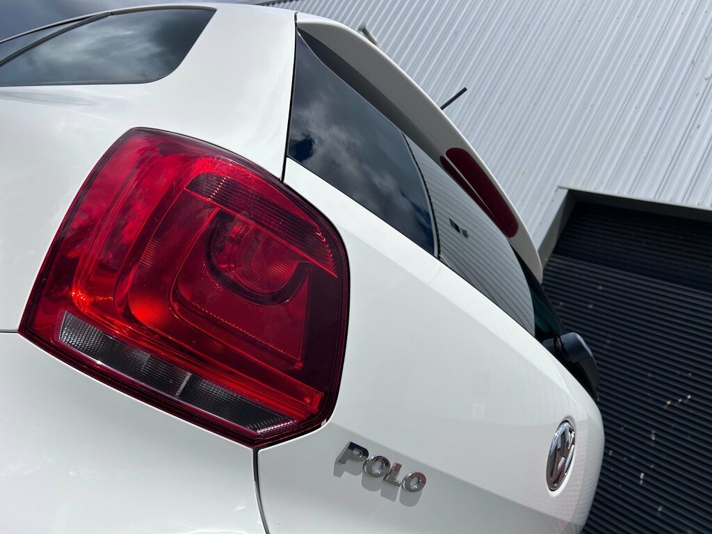 Volkswagen Polo 1.2 Match Hatchback Euro 5 70 P VE62JVG White #2