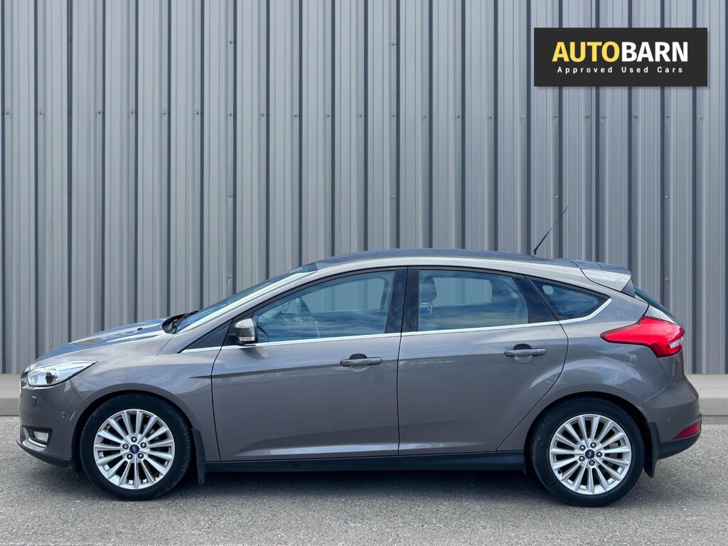 Ford Focus 1.5 Tdci Titanium X Hatchback Eu FE15XRL Brown #6