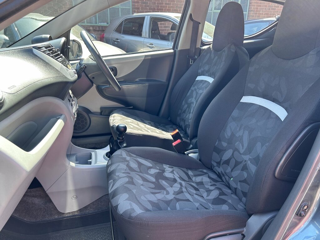 Suzuki Alto 1.0 Sz2 White #12