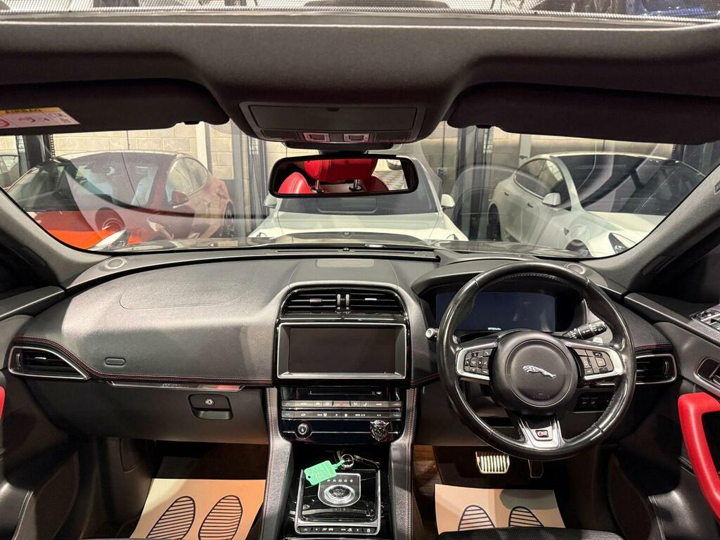 Jaguar F-Pace 2.0 Portfolio Awd Grey #31