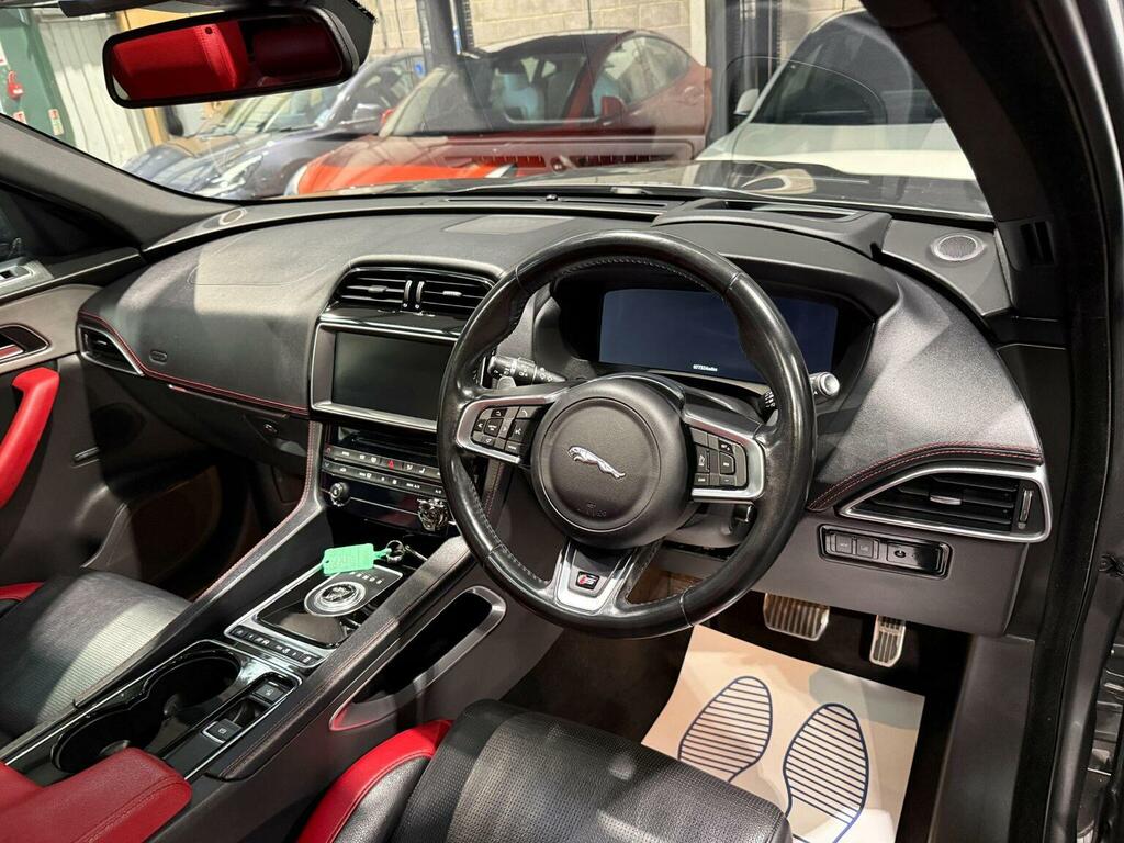 Jaguar F-Pace 2.0 Portfolio Awd Grey #23