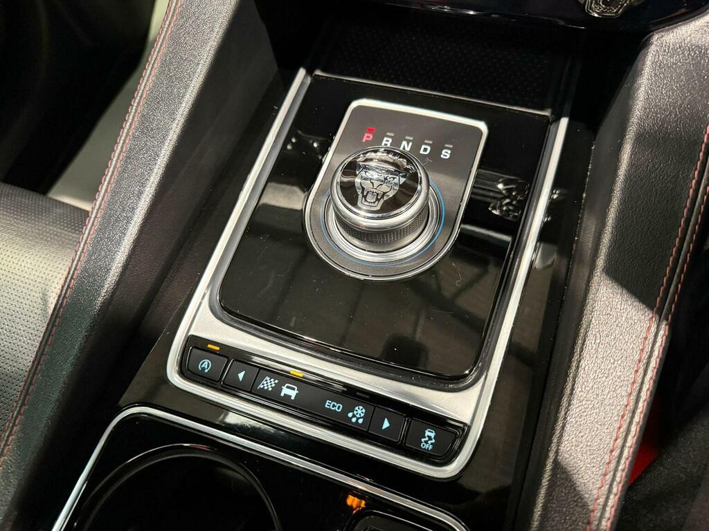 Jaguar F-Pace 2.0 Portfolio Awd Grey #59