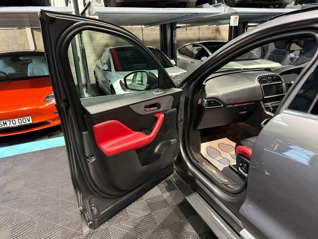 Jaguar F-Pace 2.0 Portfolio Awd Grey #42