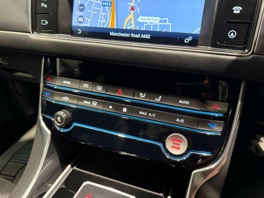 Jaguar XF 2L R-sport Grey #51