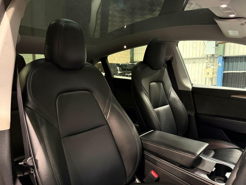 Tesla Model Y 2023 73 Suv #23