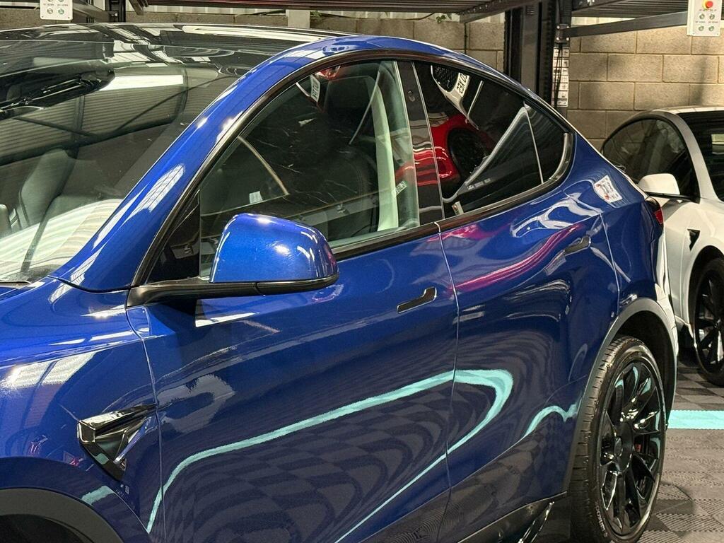 Tesla Model Y 2023 73 Suv #12