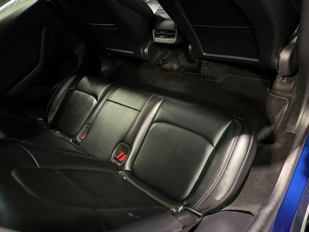Tesla Model Y 2023 73 Suv #27