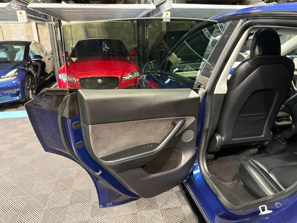 Tesla Model Y 2023 73 Suv #35