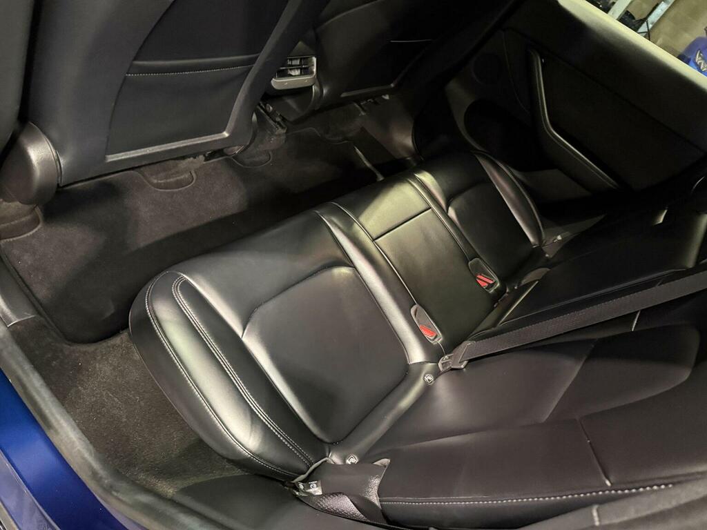 Tesla Model Y 2023 73 Suv #34