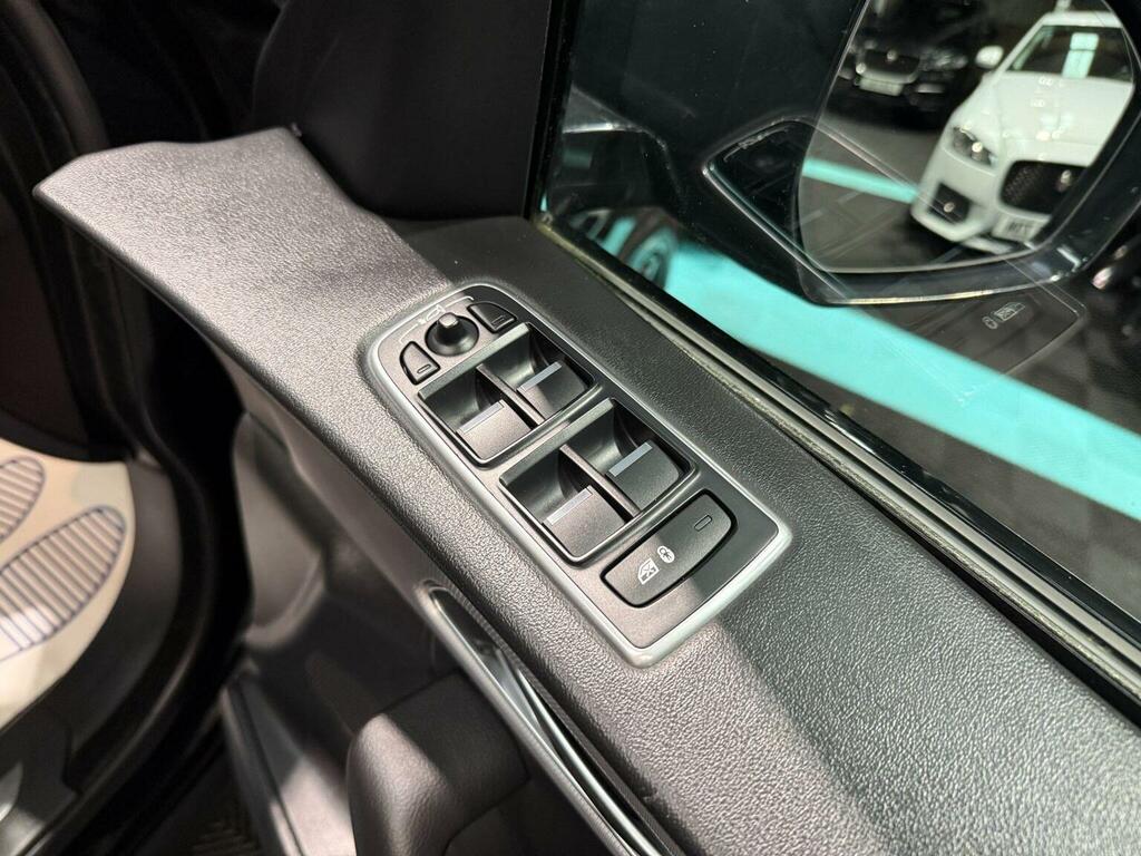 Jaguar F-Pace V8 Svr Black #39