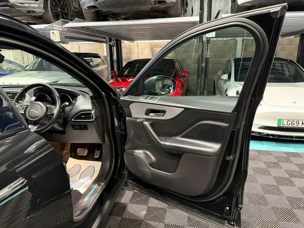 Jaguar F-Pace V8 Svr Black #25