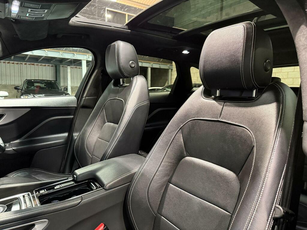 Jaguar F-Pace V8 Svr Black #36