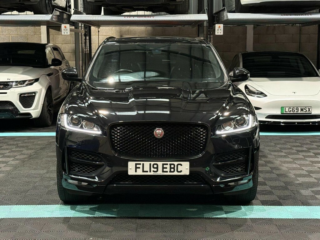 Jaguar F-Pace V8 Svr Black #58