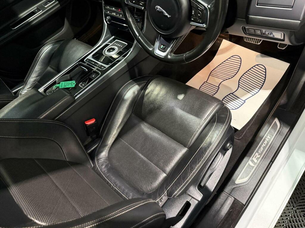 Jaguar XF D V6 S Grey #24