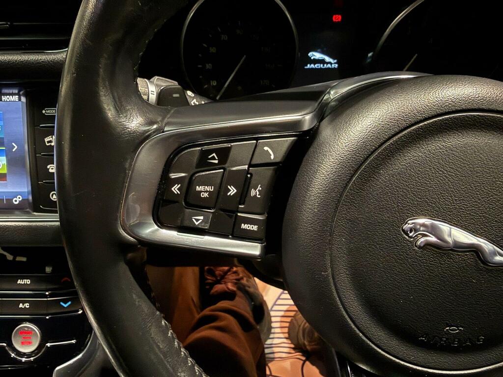 Jaguar XF D V6 S Grey #44