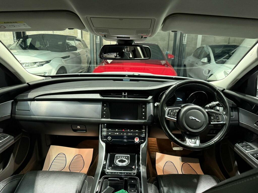 Jaguar XF D V6 S Grey #28