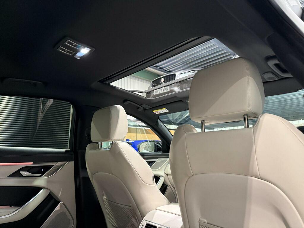 Jaguar XF Xf R-dynamic Black D Mhev Black #30