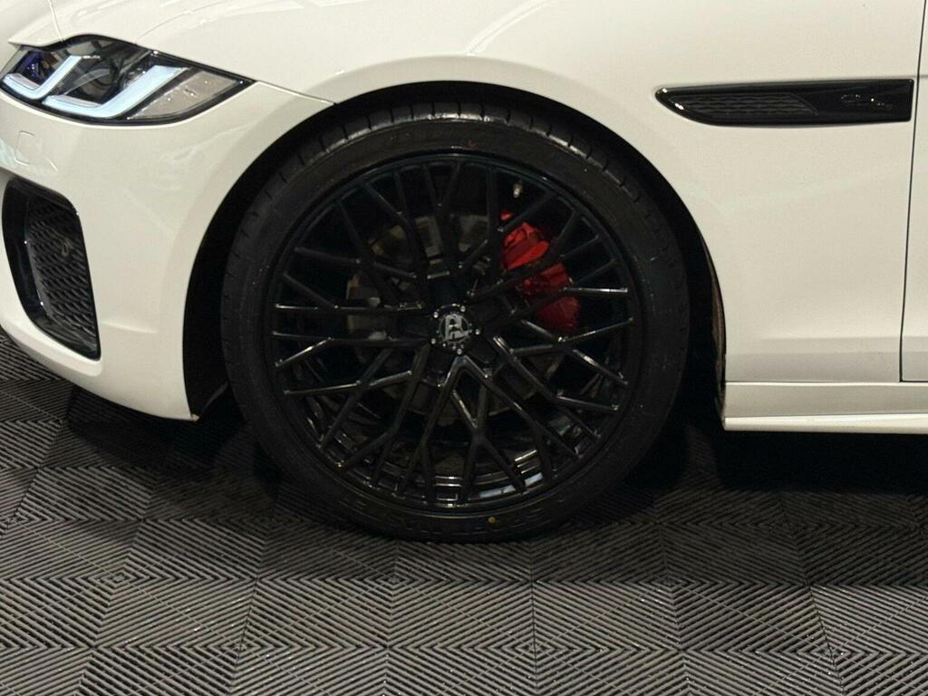Jaguar XF Xf R-dynamic Black D Mhev Black #19