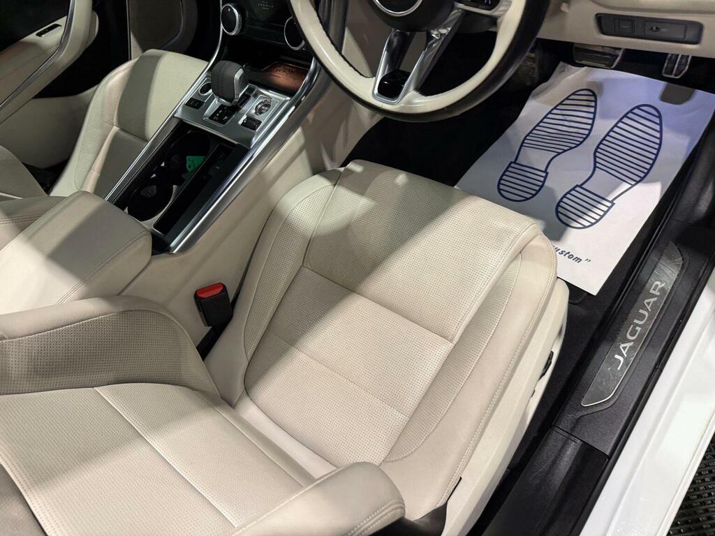 Jaguar XF Xf R-dynamic Black D Mhev Black #25
