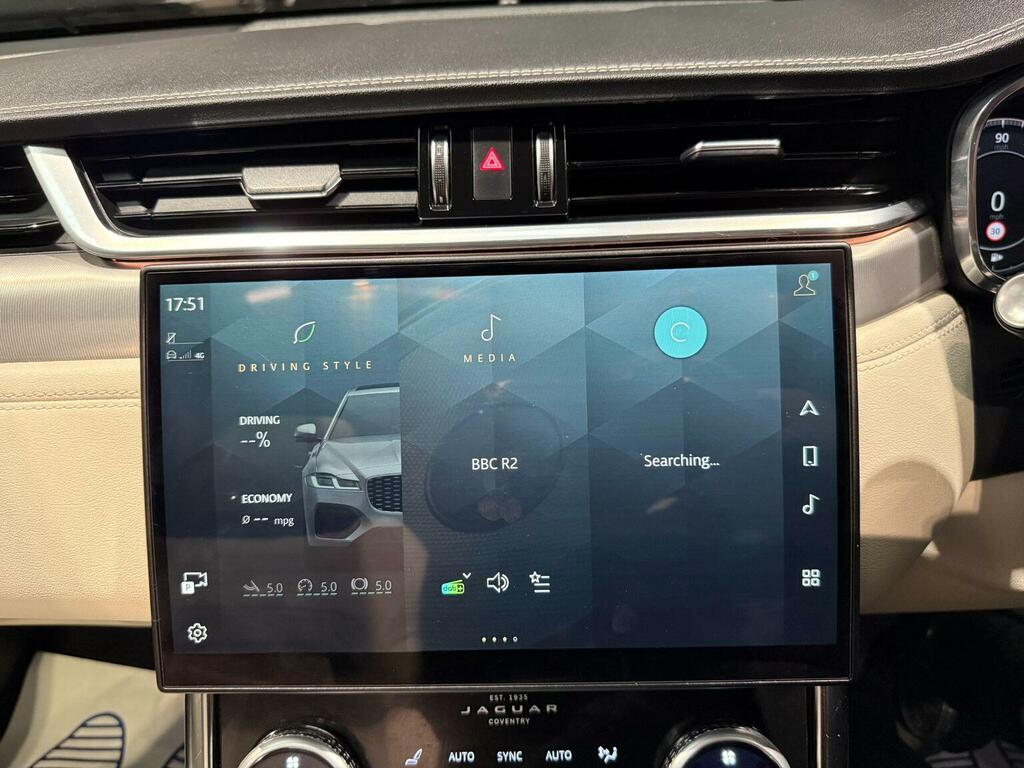 Jaguar XF Xf R-dynamic Black D Mhev Black #50
