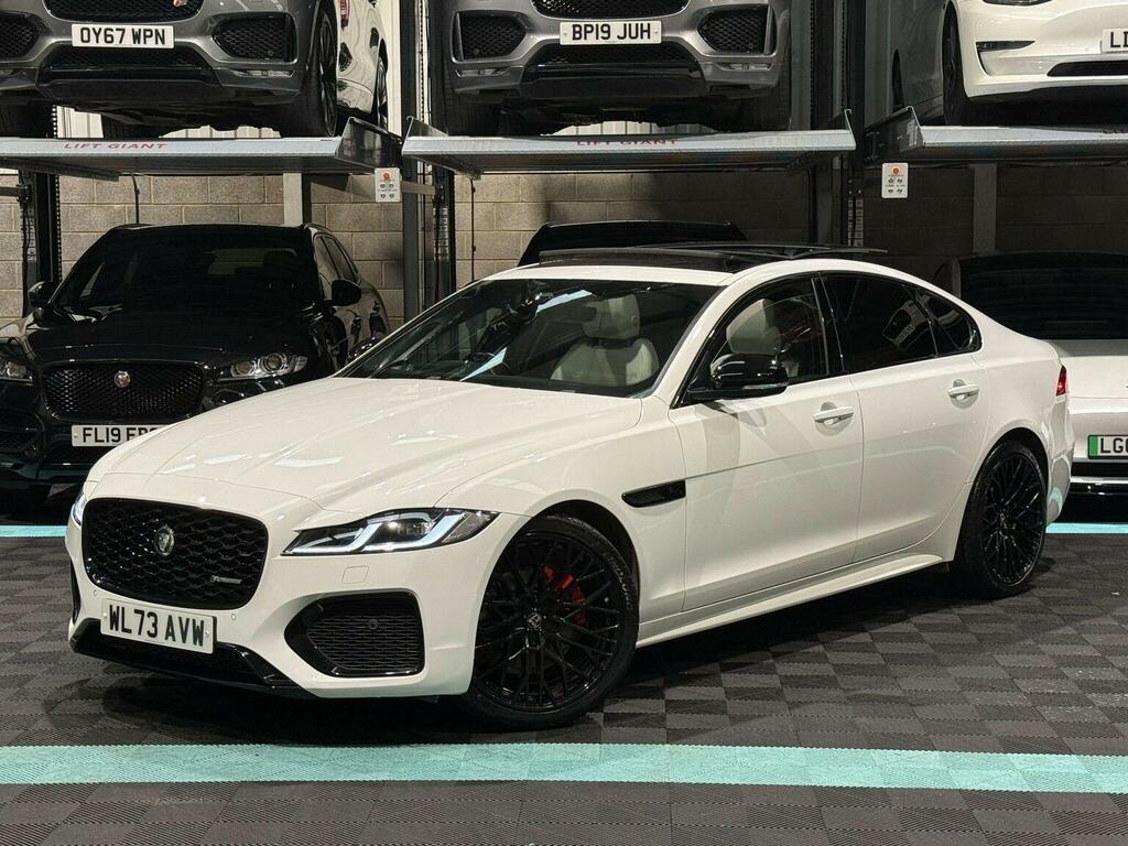 Jaguar XF 2.0 D200 Mhev R-dynamic Se Black Euro 6 Ss White #3
