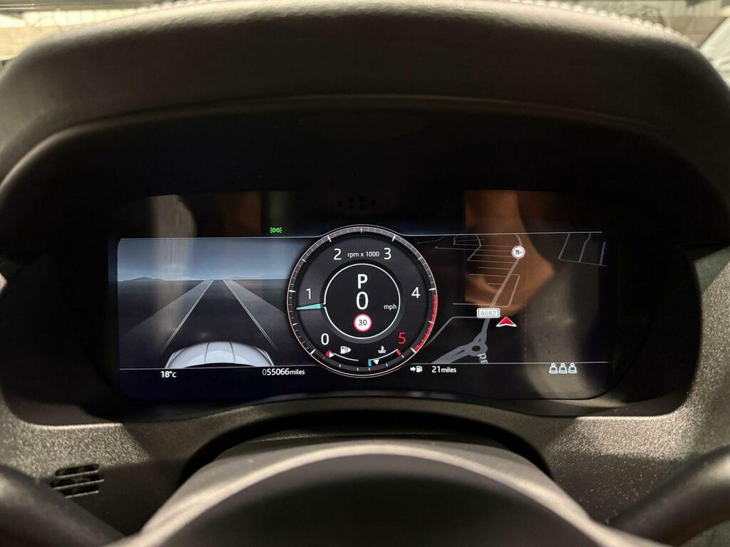 Jaguar XE 2021 2.0 D200 Mhev R-dynamic Se Saloon White #42