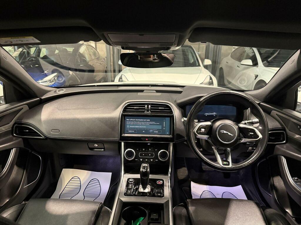 Jaguar XE 2021 2.0 D200 Mhev R-dynamic Se Saloon White #29